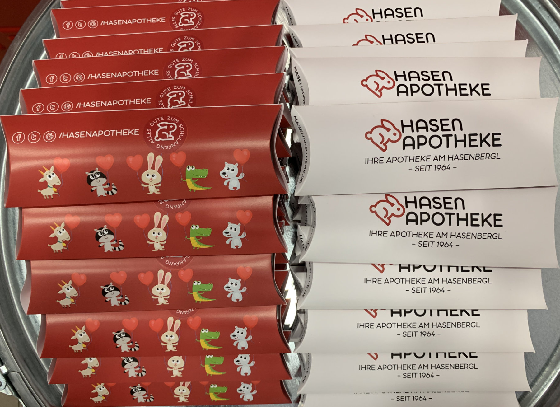 Schulanfang & Neue Kinderecke Hasen Apotheke